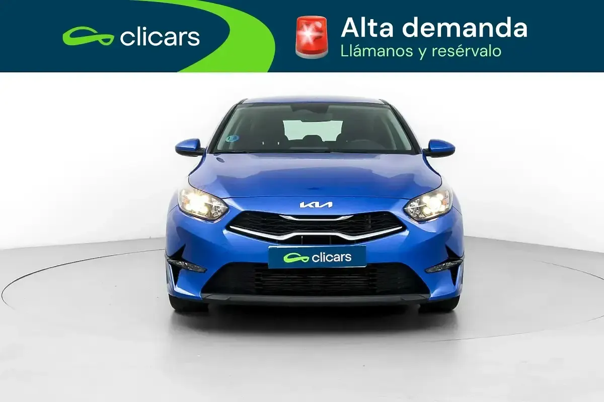 Usado Kia Ceed 100 CV (73 kW) 2024 Azul Utilitario