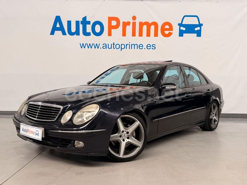 Azul Usado 2002 Mercedes E500 Avantgarde Berlina | 6970 € - Imagen 1/4