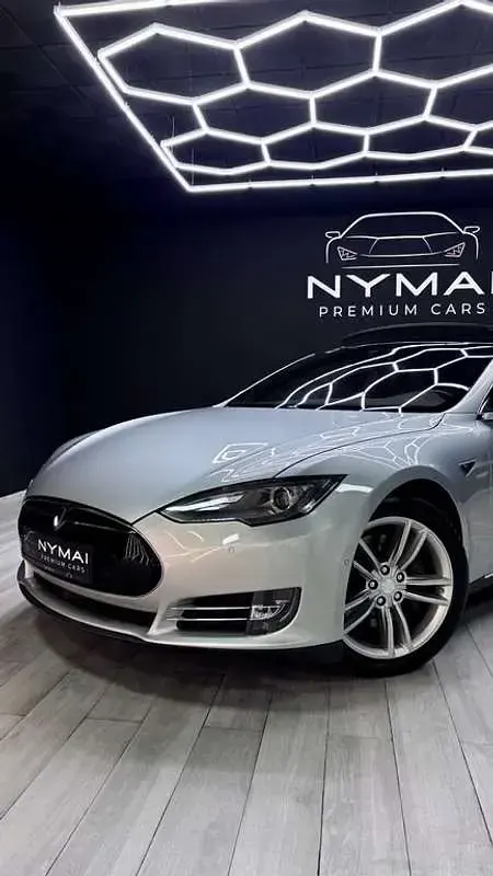 Usado Tesla Model S 309 kW (421 CV) 2016 Gris Utilitario