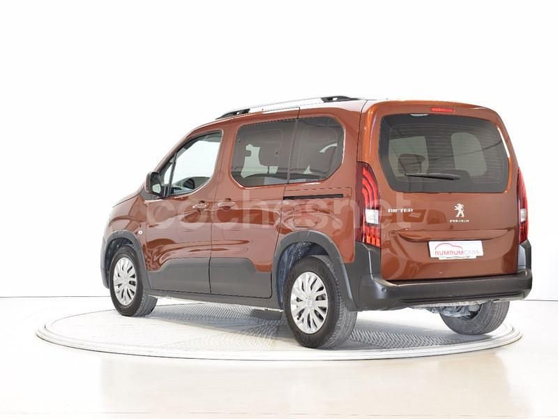 Usado Peugeot Rifter Active 110 CV (80 kW) 2019 Marrón Monovolumen
