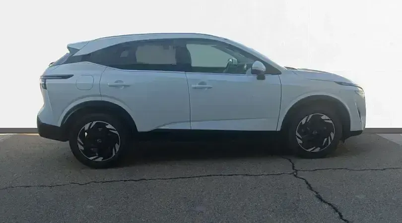 Usado Nissan Qashqai N-Connecta 140 CV (102 kW) 2024 Sapphire blue (metalizada) SUV