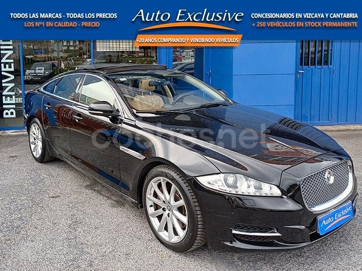 Negro Usado 2011 Jaguar XJ Premium Luxury Berlina | 17.490 € - Imagen 1/4