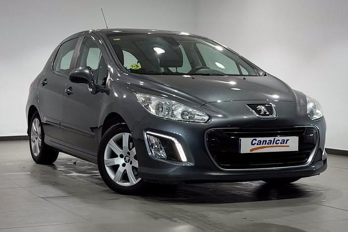 Usado Peugeot 308 Active 92 CV (67 kW) 2013 Gris Utilitario