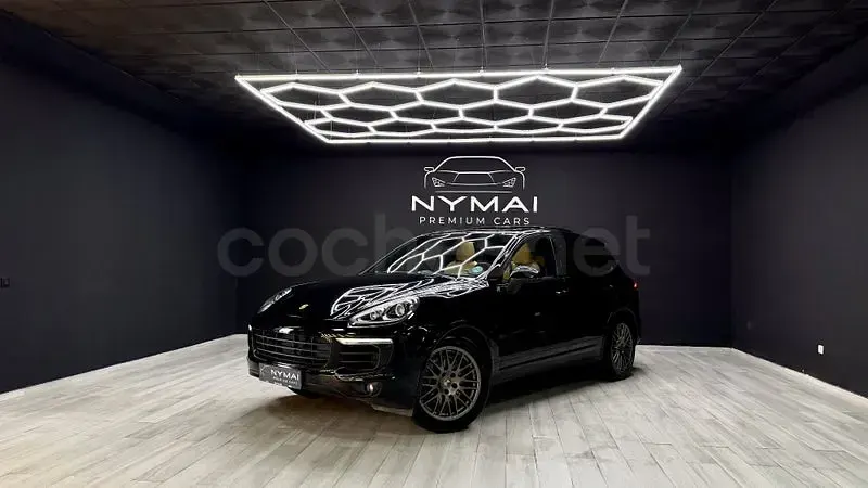 Usado Porsche Cayenne Diesel Platinum Edition 262 CV (192 kW) 2018 Negro SUV