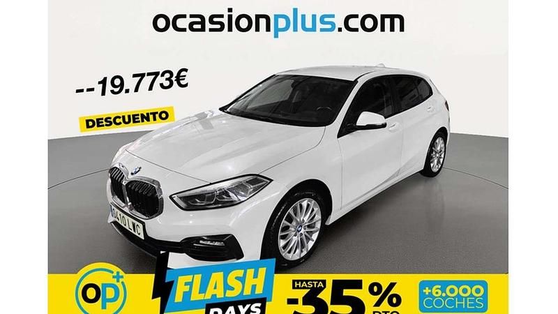 Usado BMW 118 140 CV (102 kW) 2022 Blanco Utilitario