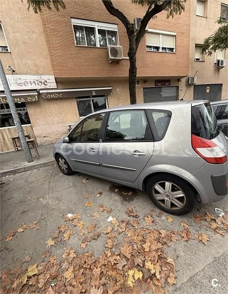 Usado Renault Scénic II Dynamique 120 CV (88 kW) 2004 Gris / plata Monovolumen