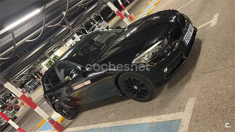 Usado BMW 116 Efficient Dynamics 116 CV (85 kW) 2015 Negro Utilitario