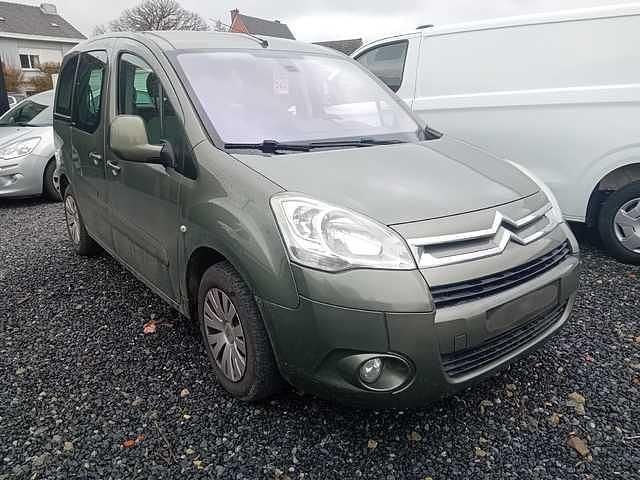Usado Citroën Berlingo XTR 92 CV (67 kW) 2013 Beige Monovolumen