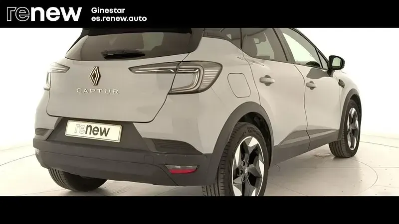 Usado Renault Captur Techno 101 CV (74 kW) 2026 Gris SUV