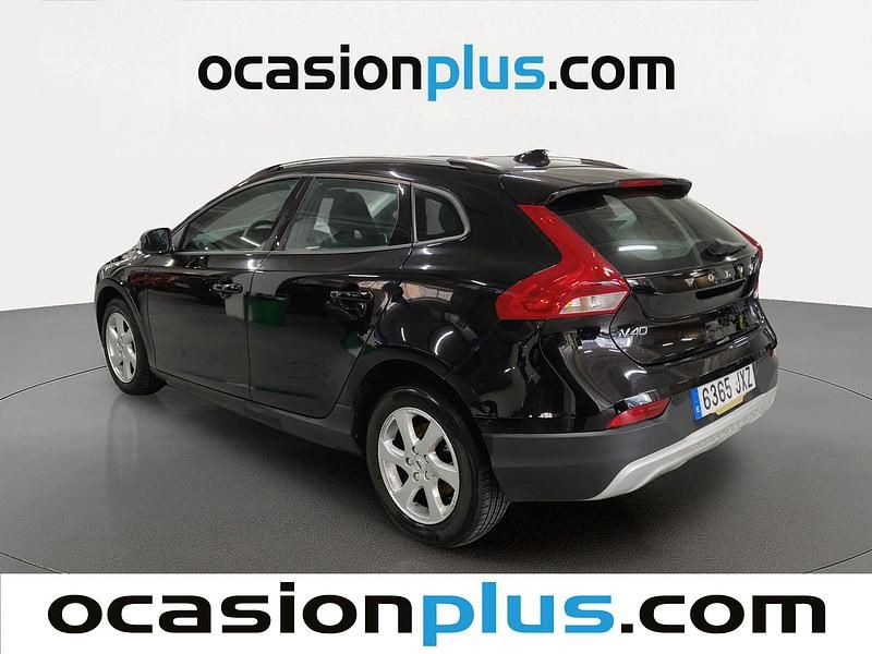 Usado Volvo V40 CC Momentum 120 CV (88 kW) 2017 Negro Familiar