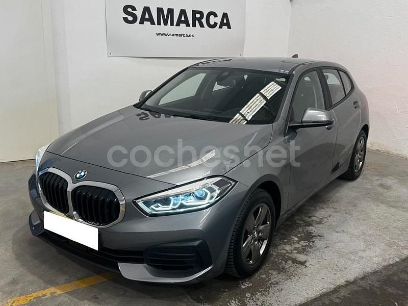 Gris Usado 2022 BMW 118 Comfort Edition Utilitario | 21.500 € (Buen precio) - Imagen 1/4