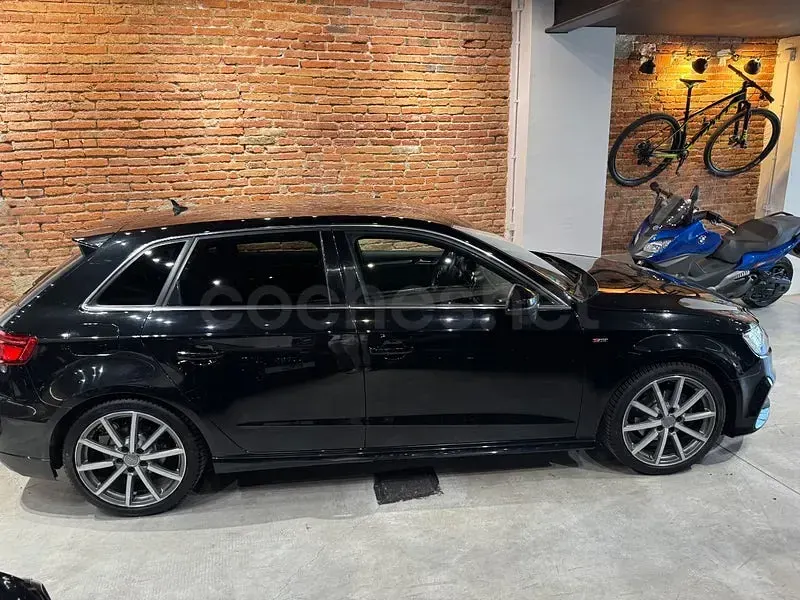 Usado Audi A3 S-Line 116 CV (85 kW) 2017 Negro Berlina