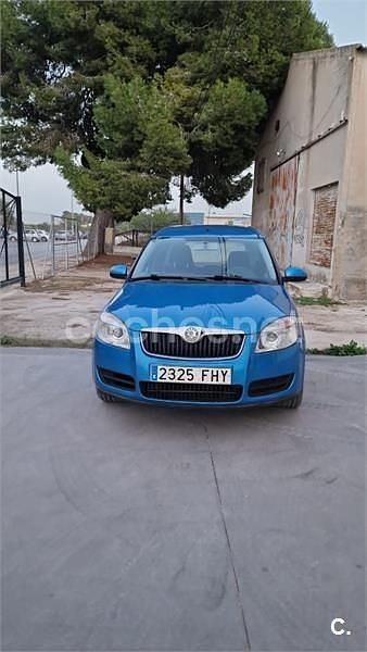 Usado Skoda Roomster 86 CV (63 kW) 2006 Azul Monovolumen