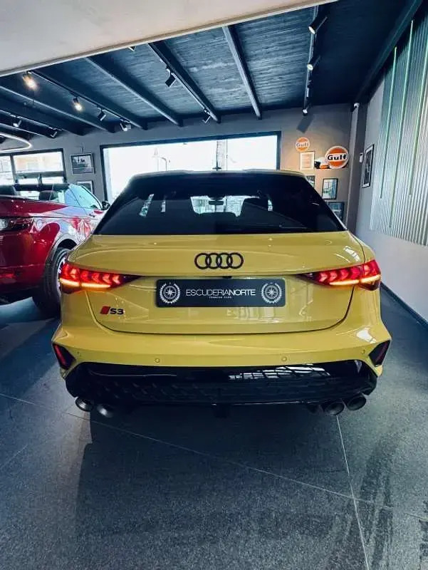 Usado Audi S3 Sportback S-Line 333 CV (244 kW) 2024 Amarillo Utilitario