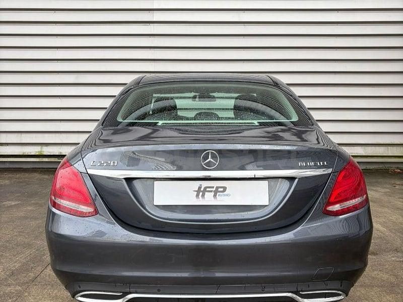 Usado Mercedes C220 Avantgarde 170 CV (125 kW) 2015 Gris / plata Berlina