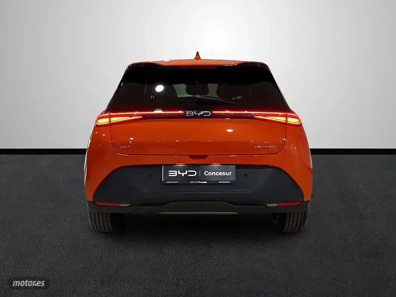 Usado BYD Dolphin Boost 155 kW (212 CV) 2026 Naranja Utilitario