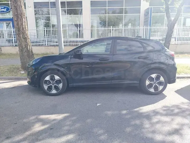 Usado Ford Puma 2025 Eléctrico SUV