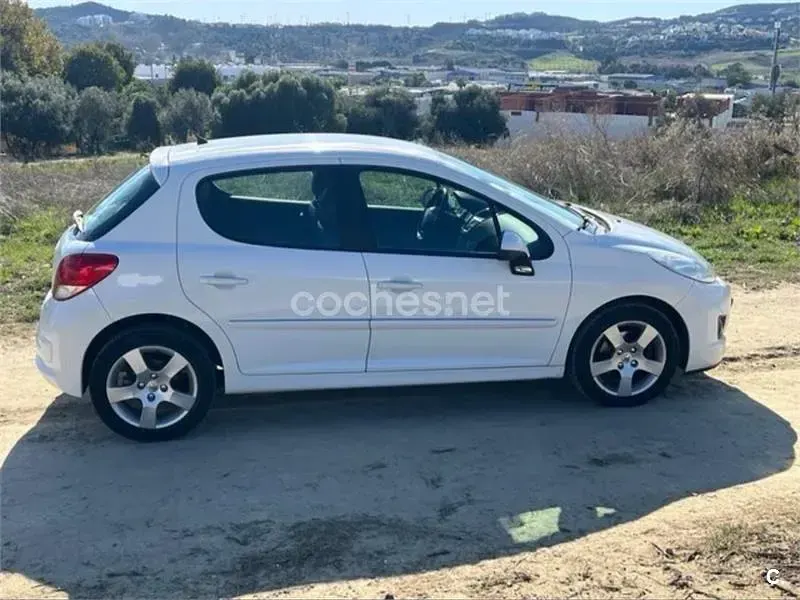 Usado Peugeot 207 Sport 120 CV (88 kW) 2012 Blanco Berlina