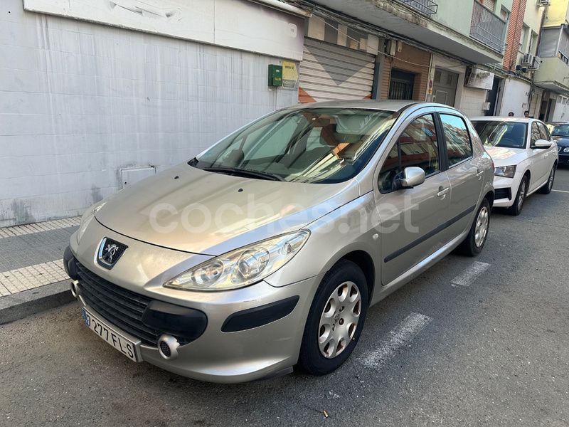 Gris / plata Usado 2007 Peugeot 307 Berlina | 3900 € (Un poco caro) - Imagen 1/4
