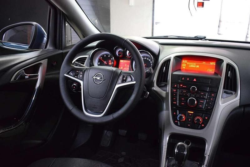Usado Opel Astra Excellence 110 CV (80 kW) 2013 Utilitario