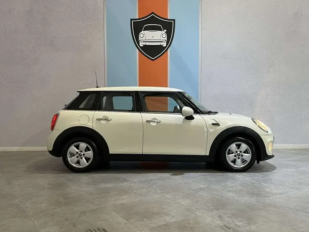 Usado Mini ONE 102 CV (75 kW) 2016 Blanco Utilitario