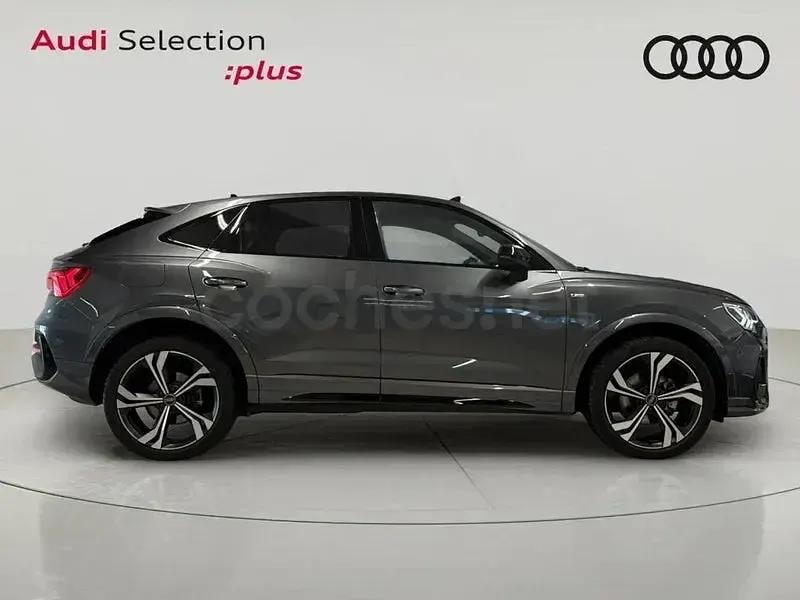 Usado Audi Q3 Sportback Ambiente 150 CV (110 kW) 2025 Gris / plata SUV