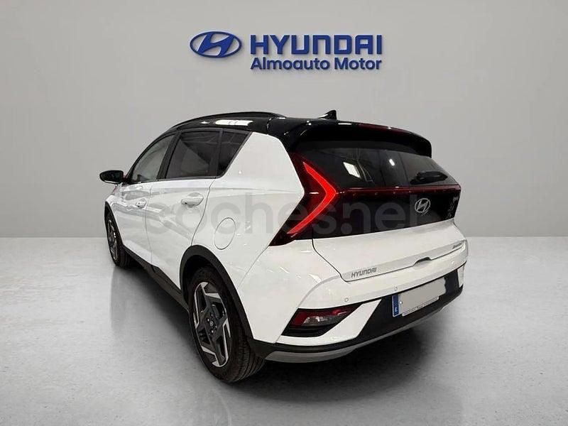 Usado Hyundai Bayon 100 CV (73 kW) 2025 Blanco SUV
