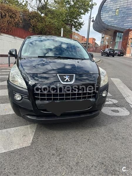 Negro Usado 2010 Peugeot 3008 Berlina | 4300 € (Super precio) - Imagen 1/4