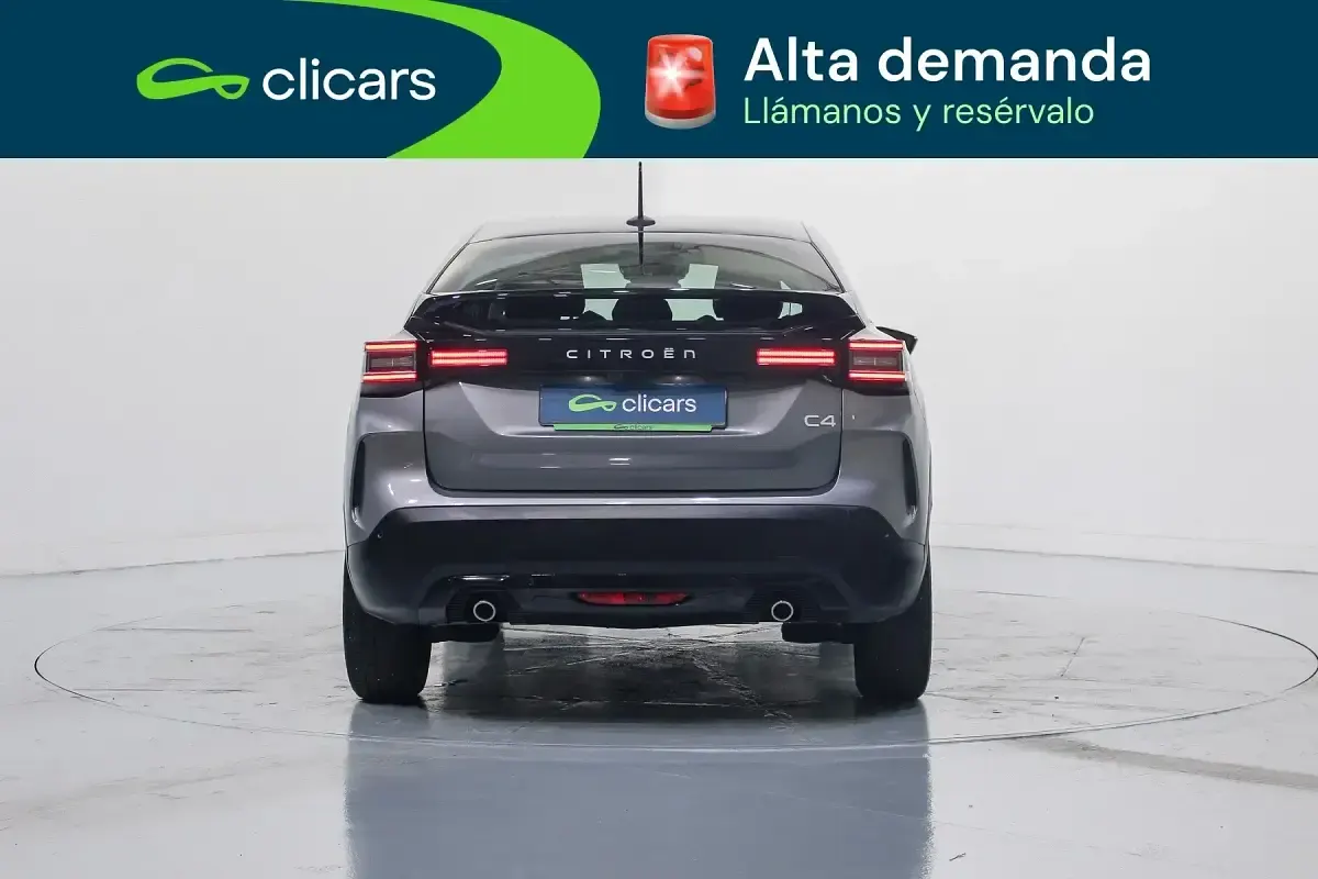 Usado Citroën C4 136 CV (100 kW) 2025 Gris SUV
