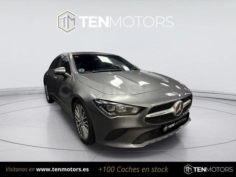 Usado Mercedes CLA220 Shooting Brake 190 CV (139 kW) 2021 Gris / plata Familiar