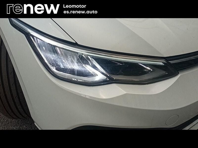 Usado VW Golf VIII Life 130 CV (95 kW) 2023 Blanco Berlina