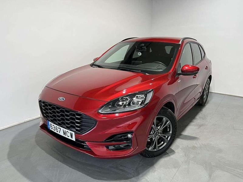 Usado Ford Kuga ST-Line X 190 CV (139 kW) 2022 Rojo SUV