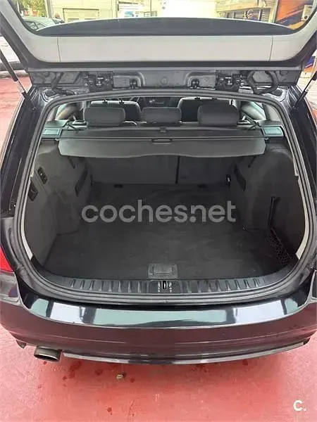 Usado BMW 320 163 CV (119 kW) 2008 Negro Familiar