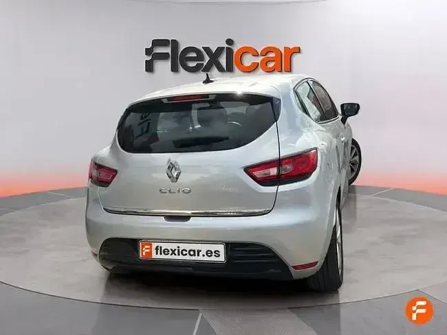 Usado Renault Clio IV Business 76 CV (55 kW) 2018 Gris