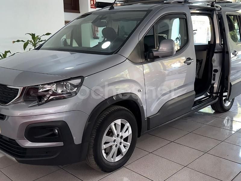 Usado Peugeot Rifter Allure 110 CV (80 kW) 2020 Gris / plata Monovolumen