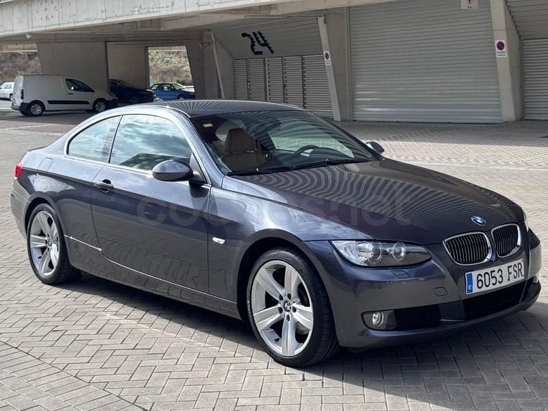 Usado BMW 325 218 CV (160 kW) 2007 Gris / plata Coupe