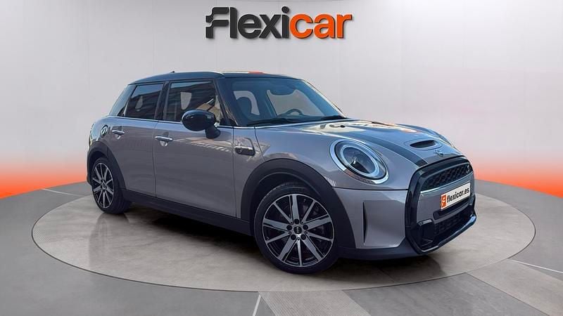 Usado Mini Cooper S 178 CV (130 kW) 2022 Beige Utilitario