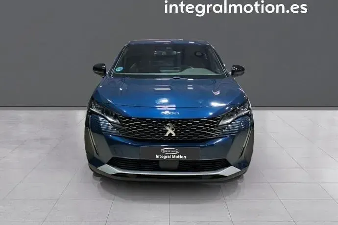 Usado Peugeot 3008 Allure 136 CV (100 kW) 2024 Azul SUV