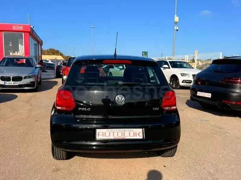 Usado VW Polo Advance 75 CV (55 kW) 2012 Negro Utilitario