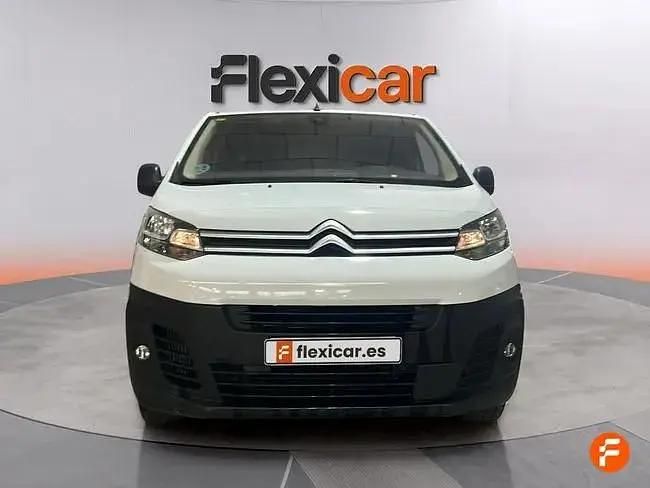 Käytetty Citroën Jumpy 100 HP (73 kW) 2022 Valkoinen Tila-auto