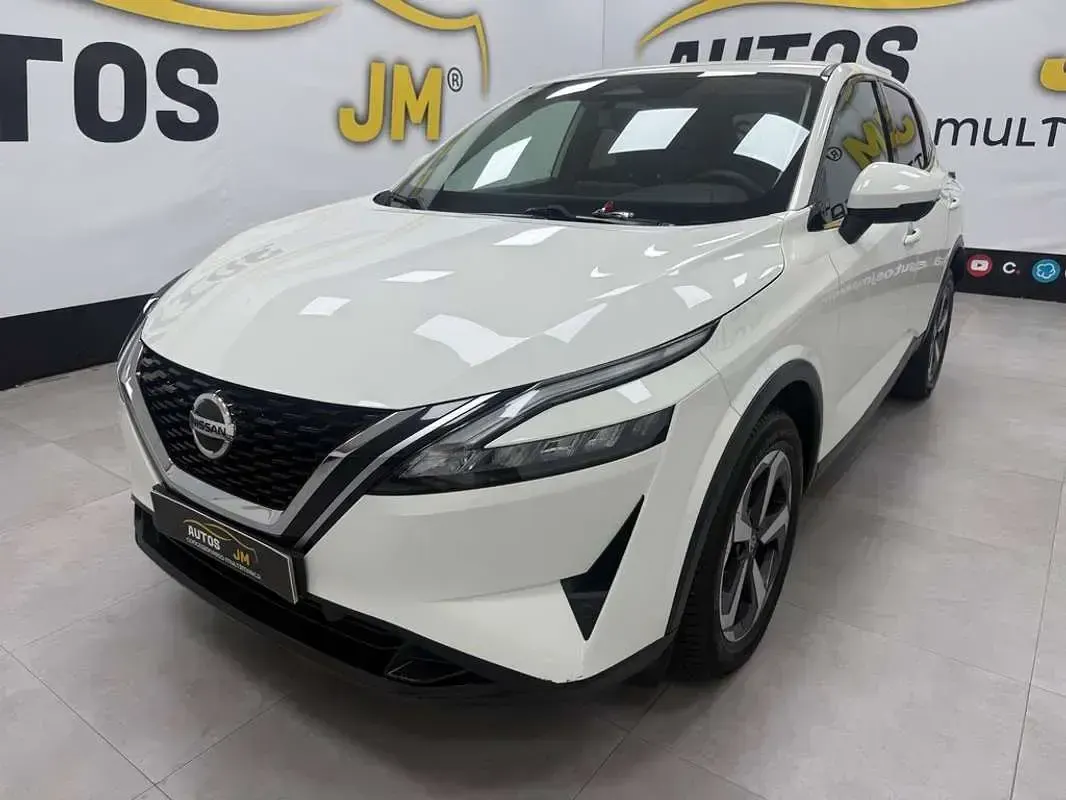 Usado Nissan Qashqai N-Connecta 139 CV (102 kW) 2021 Blanco SUV