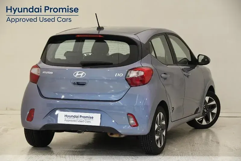 Usado Hyundai i10 63 CV (46 kW) 2025 Azul Utilitario