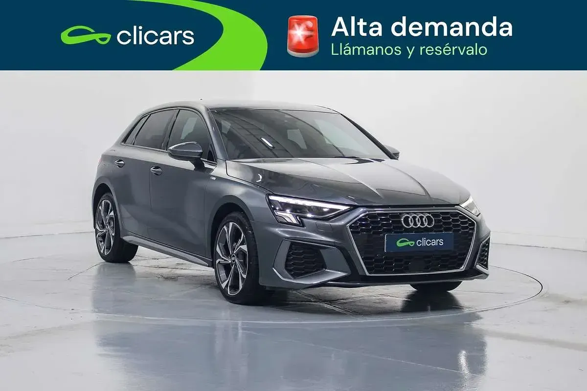 Usado Audi A3 S-Line 150 CV (110 kW) 2022 Gris Berlina