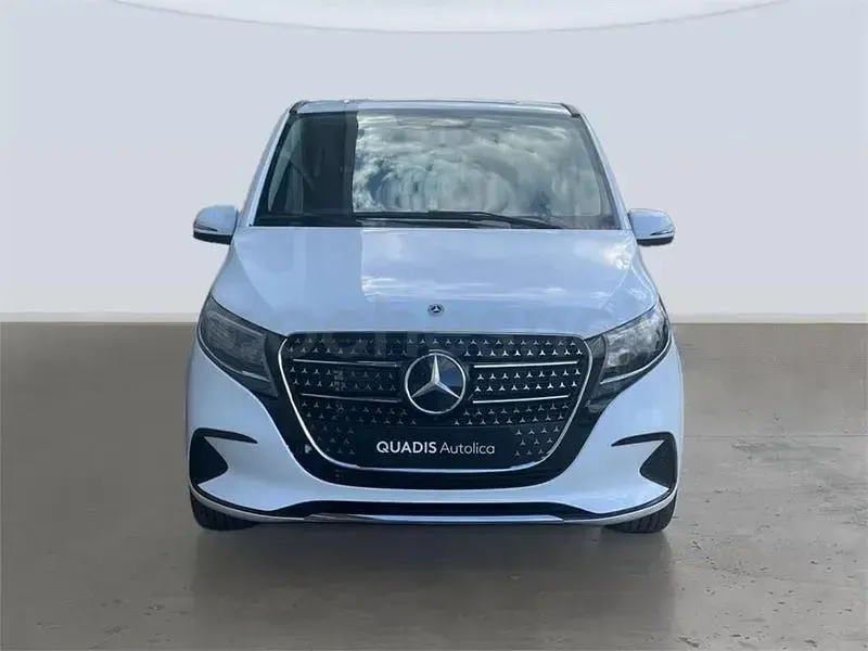 Nuevo Mercedes V220 Avantgarde 163 CV (119 kW) 2026 Blanco Monovolumen
