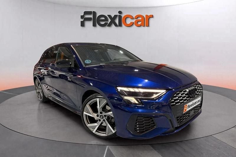 Usado Audi A3 Premium 150 CV (110 kW) 2023 Azul Berlina