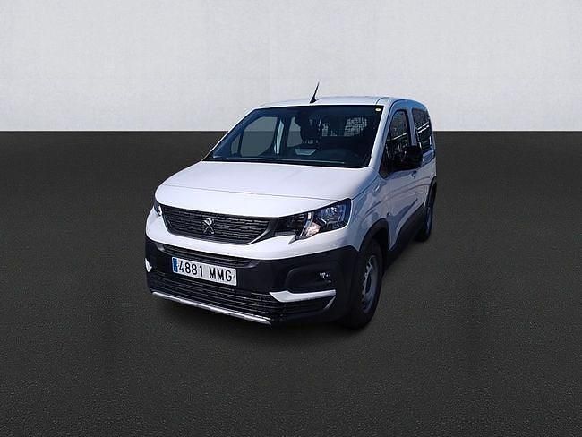 Usado Peugeot Rifter Active 102 CV (75 kW) 2023 Blanco Monovolumen