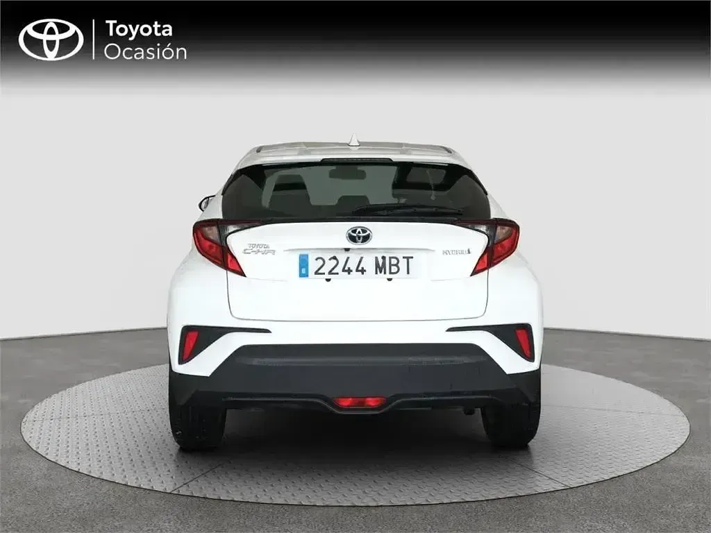Usado Toyota C-HR Active 122 HP (89 kW) 2022 Branco SUV