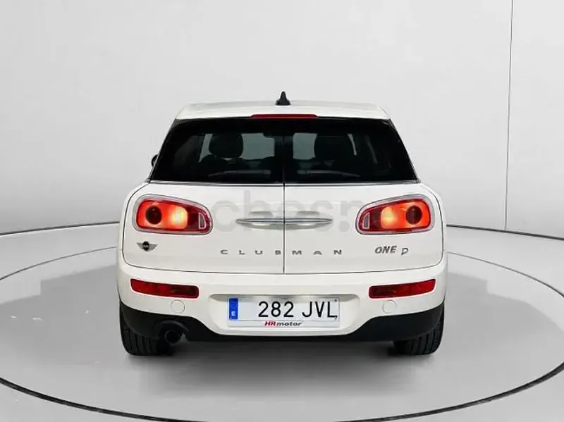 Usado Mini One D Clubman 116 CV (85 kW) 2016 Blanco Familiar