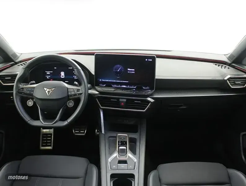 Usado Cupra Leon 150 CV (110 kW) 2025 Blanco Berlina