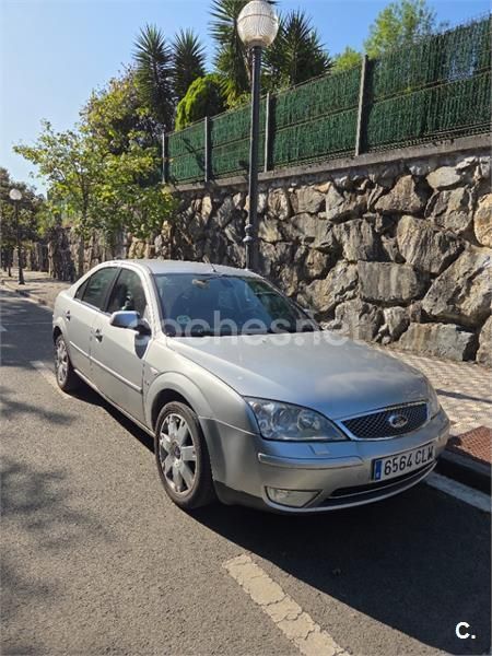 Gris / plata Usado 2003 Ford Mondeo Ghia Berlina | 1900 € (Super precio) - Imagen 1/4